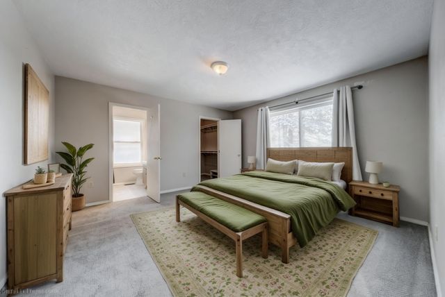 5301 E Eloika Rd, Chattaroy, WA 99003