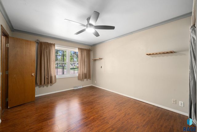 833 E Pam Rd Road, Sioux Falls, SD 57105