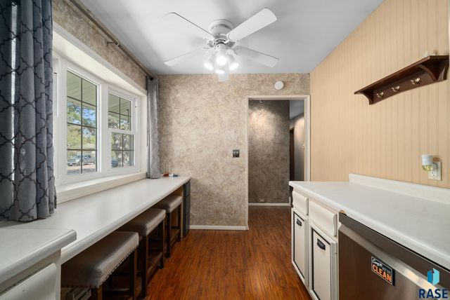 833 E Pam Rd Road, Sioux Falls, SD 57105