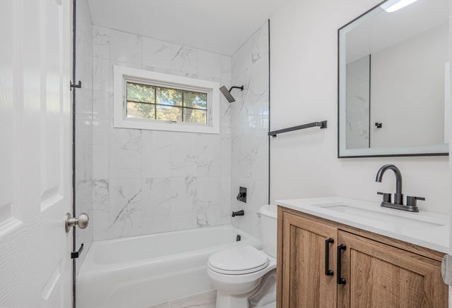 839 N Bennett Street, Geneva, IL 60134