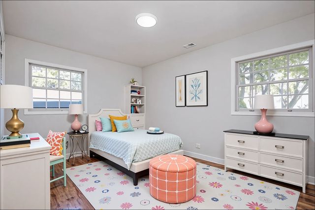 839 N Bennett Street, Geneva, IL 60134