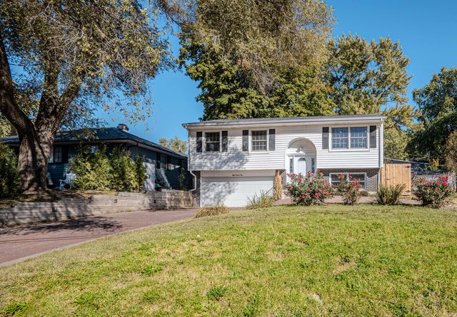 839 N Bennett Street, Geneva, IL 60134