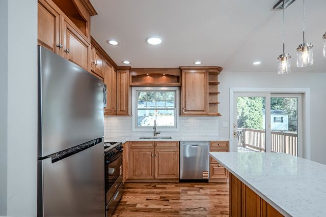 839 N Bennett Street, Geneva, IL 60134