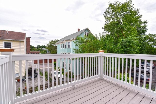 44 Evergreen St 4, Boston, MA 02130