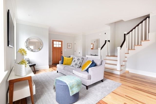 44 Evergreen St 4, Boston, MA 02130