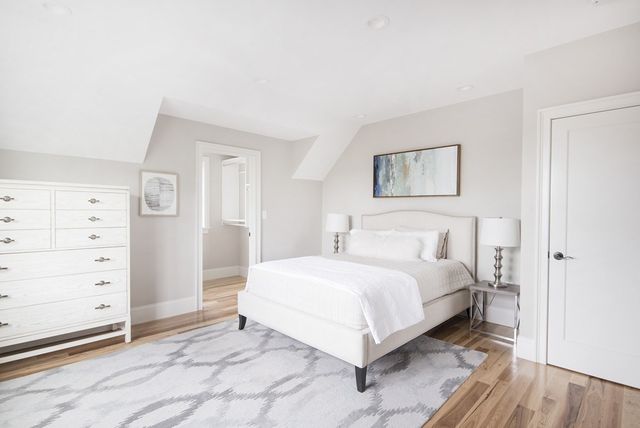 44 Evergreen St 4, Boston, MA 02130