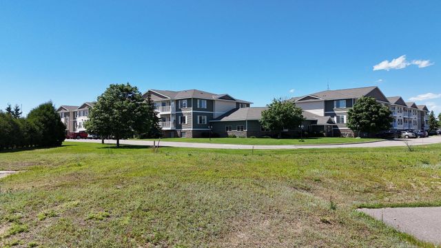 415 4th Avenue SE, Saint Joseph, MN 56374