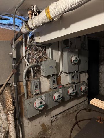 928 belmont, Brooklyn, NY 11028