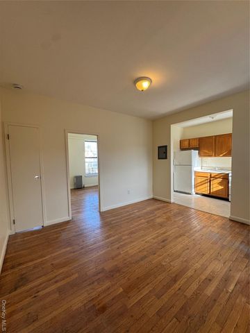928 belmont, Brooklyn, NY 11028