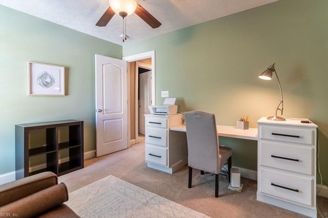 104 Perlie CT, Yorktown, VA 23692