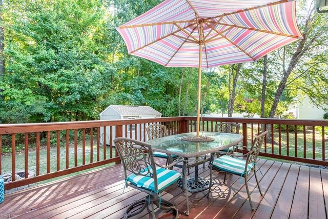 104 Perlie CT, Yorktown, VA 23692