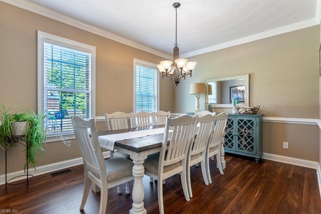104 Perlie CT, Yorktown, VA 23692