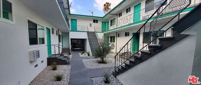 252 S New Hampshire 15, Los Angeles, CA 90004