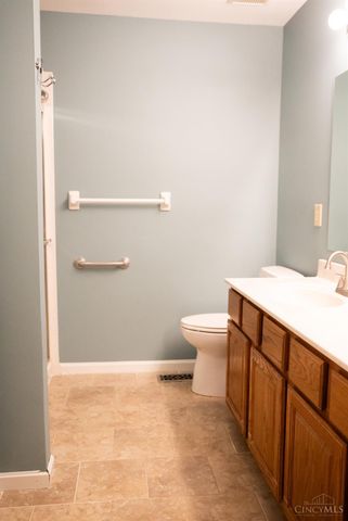 1273 McGuffey Ln, Union Twp, OH 45103