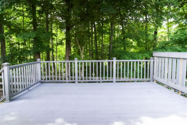 1273 McGuffey Ln, Union Twp, OH 45103