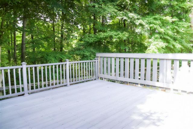1273 McGuffey Ln, Union Twp, OH 45103