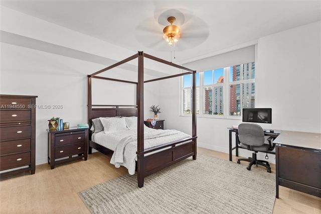 3340 NE 190th St 908, Aventura, FL 33180