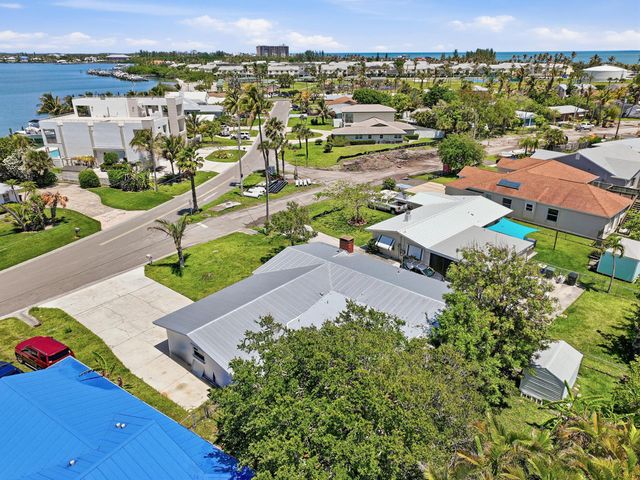 1804 Bayshore Drive, Fort Pierce, FL 34949
