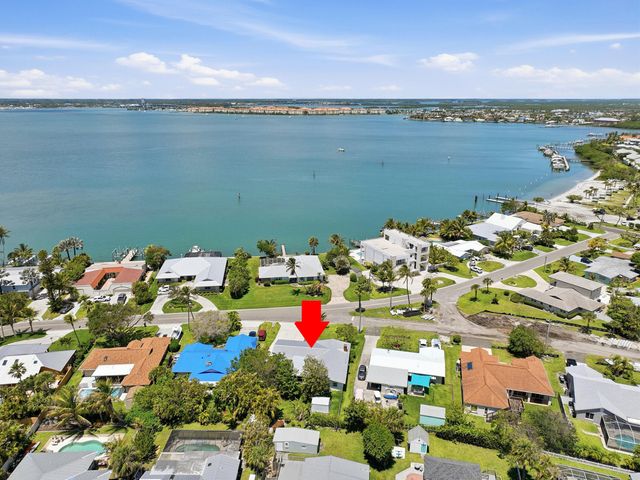 1804 Bayshore Drive, Fort Pierce, FL 34949