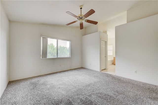 3900 Golden Glaze Street, Las Vegas, NV 89129