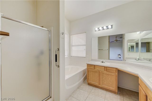 3900 Golden Glaze Street, Las Vegas, NV 89129