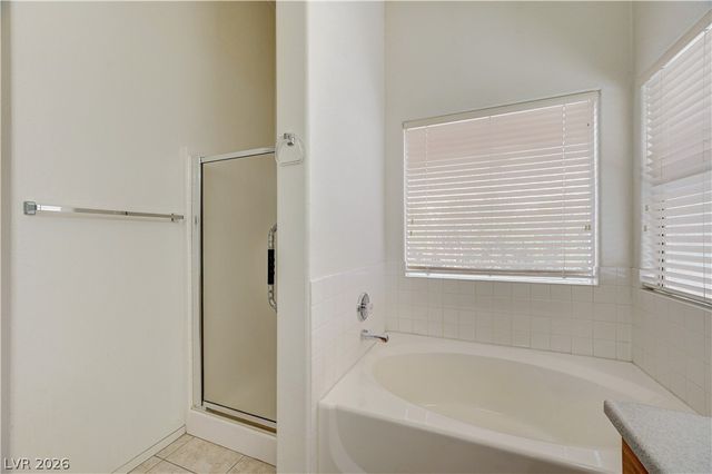 3900 Golden Glaze Street, Las Vegas, NV 89129