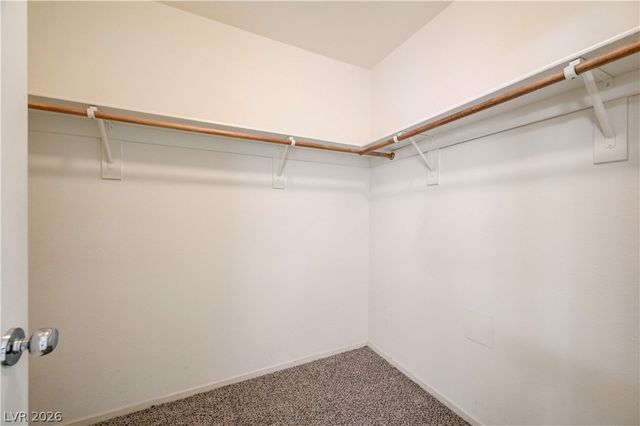 3900 Golden Glaze Street, Las Vegas, NV 89129