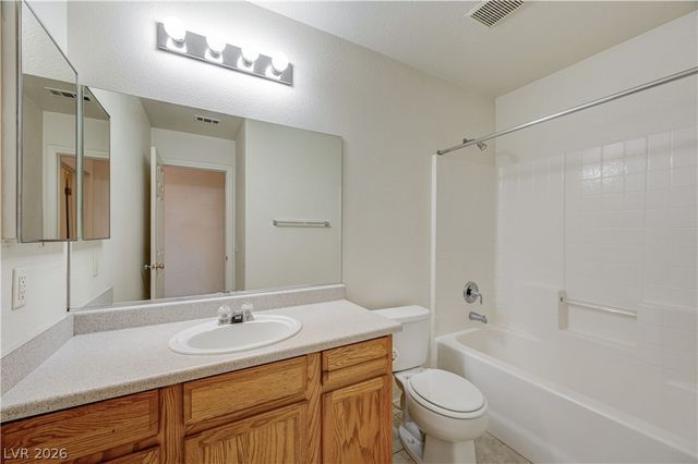 3900 Golden Glaze Street, Las Vegas, NV 89129