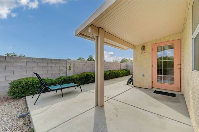 3900 Golden Glaze Street, Las Vegas, NV 89129