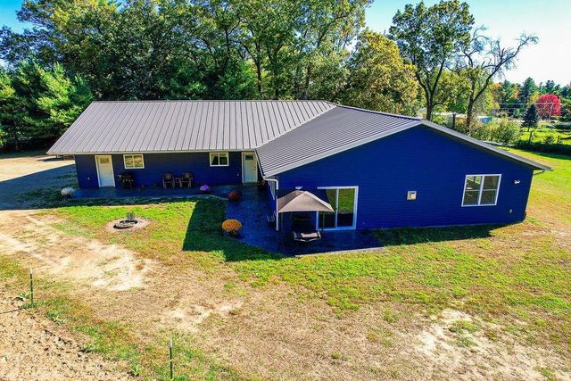 600 Oakwood Street, Warrens,warrens, WI 54666