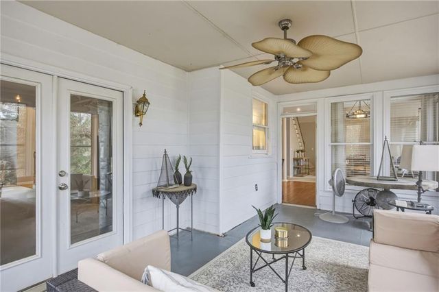 200 Mayglen Court, Woodstock, GA 30189