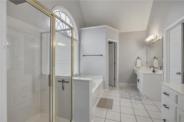 200 Mayglen Court, Woodstock, GA 30189