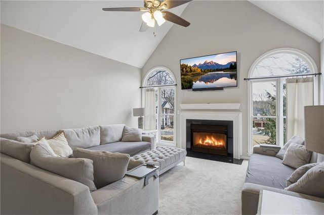 200 Mayglen Court, Woodstock, GA 30189