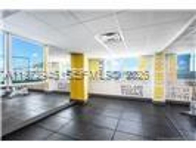 7501 E Treasure Dr 2M, North Bay Village, FL 33141