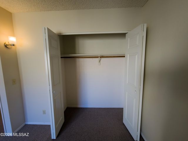 1200 E River Road C37, Tucson, AZ 85718