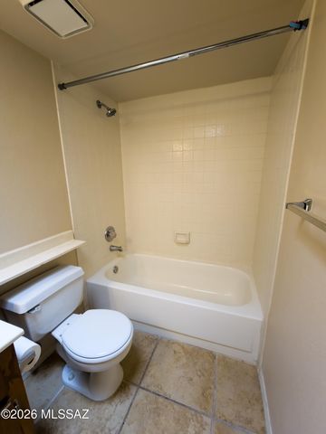 1200 E River Road C37, Tucson, AZ 85718