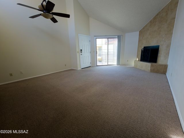 1200 E River Road C37, Tucson, AZ 85718