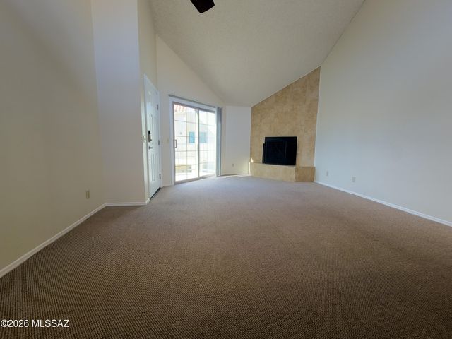 1200 E River Road C37, Tucson, AZ 85718
