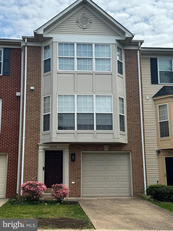 9229 JESSICA DR, Manassas Park, VA 20111