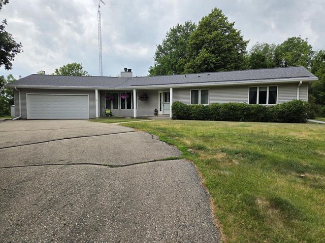 3345 County Road F, Delavan, WI 53115