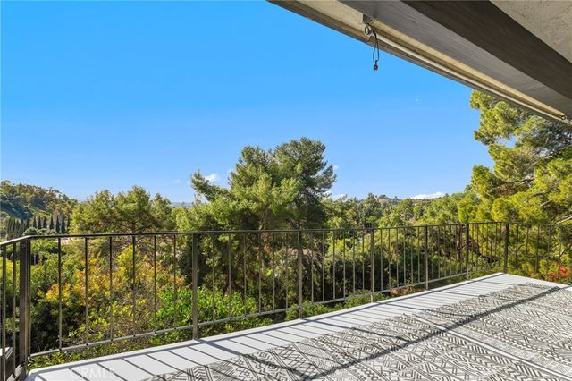 1918 Chandos Lane, La Habra Heights, CA 90631