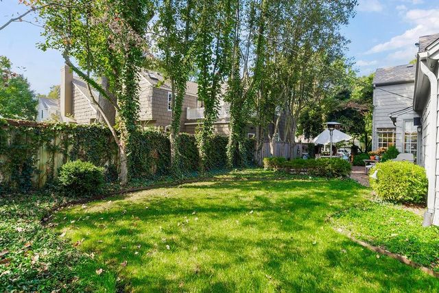 6501 High Drive, Mission Hills, KS 66208