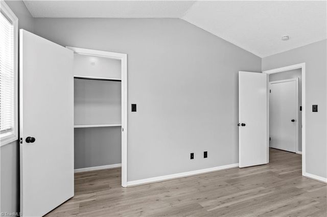 240 Vista Circle B, Winston-salem, NC 27106