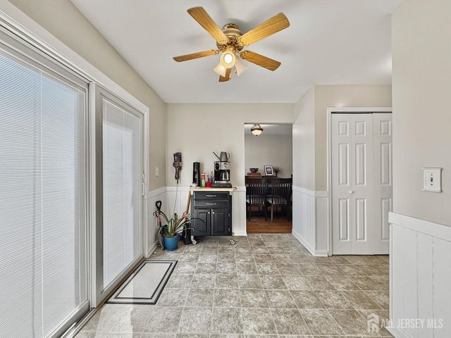 19 Wellington Court, Sayreville, NJ 08872