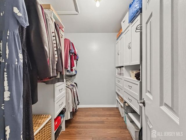 19 Wellington Court, Sayreville, NJ 08872