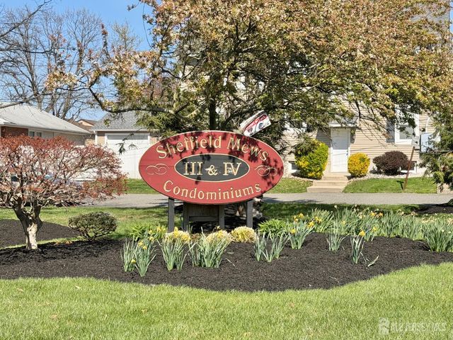 19 Wellington Court, Sayreville, NJ 08872