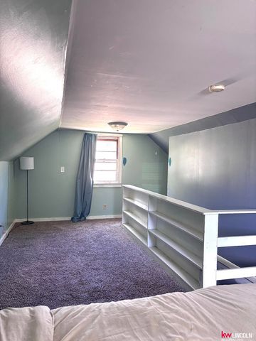 1130 Lake Street, Lincoln, NE 68502