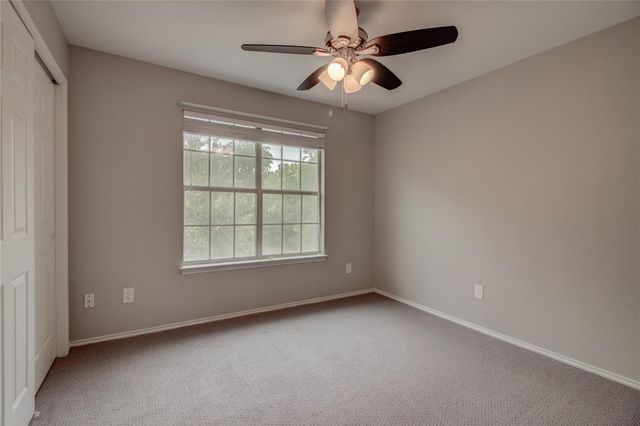 202 S College ST 8, Georgetown, TX 78626
