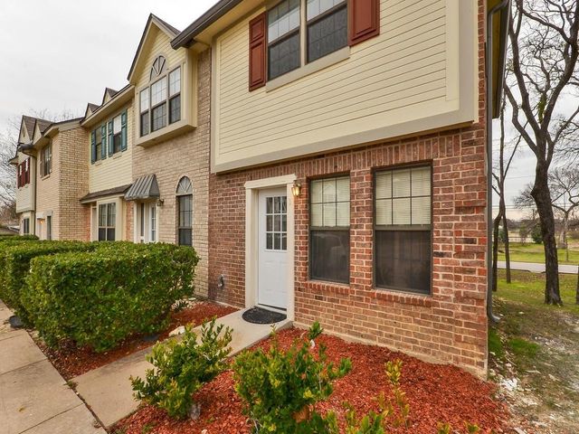202 S College ST 8, Georgetown, TX 78626