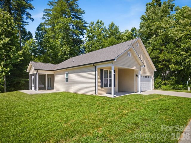 196 Eagles Landing 31, Morganton, NC 28655